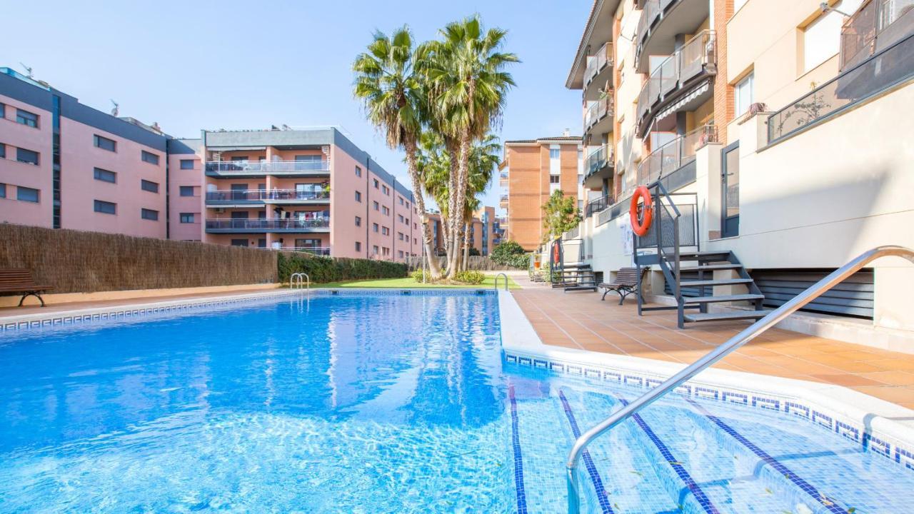 2P-53 - Lloret De Mar Esterno foto